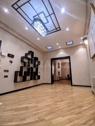 Сдается 3-комн. новостройка 130 м², м. 28 мая, photo 28 from 32