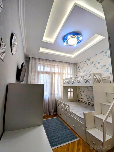 Сдается 3-комн. новостройка 130 м², м. 28 мая, photo 11 from 32