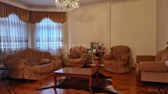 Satılır 8 otaqlı həyət evi/bağ evi 400 m², Bakıxanov q., photo 18 from 32