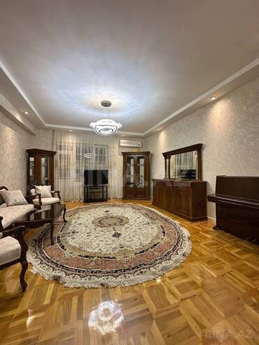 Сдается 3-комн. новостройка 140 м², м. Нариман Нариманов, photo 3 from 18
