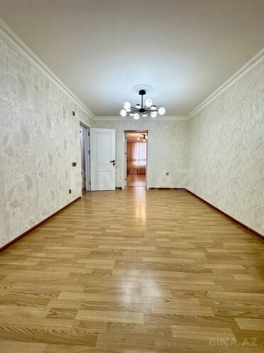 Продаётся 3-комн. вторичка 70 м², м. Элмляр Академиясы, photo 3 from 12