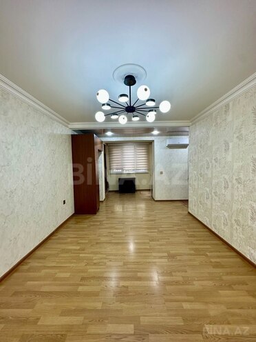 Продаётся 3-комн. вторичка 70 м², м. Элмляр Академиясы, photo 7 from 12