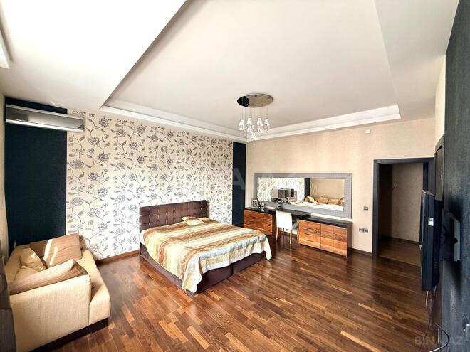 Satılır 5 otaqlı köhnə tikili 230 m², Yasamal r., photo 13 from 28