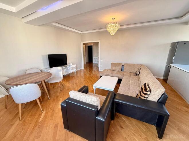 Продаётся 3-комн. новостройка 110 м², м. Иншаатчылар, photo 4 from 26