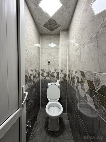 Satılır 3 otaqlı köhnə tikili 65 m², Bakıxanov q., photo 12 from 13