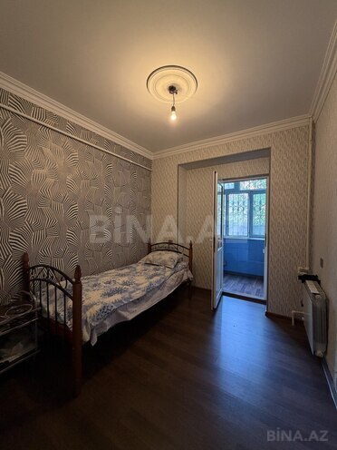 Satılır 3 otaqlı köhnə tikili 65 m², Bakıxanov q., photo 8 from 13