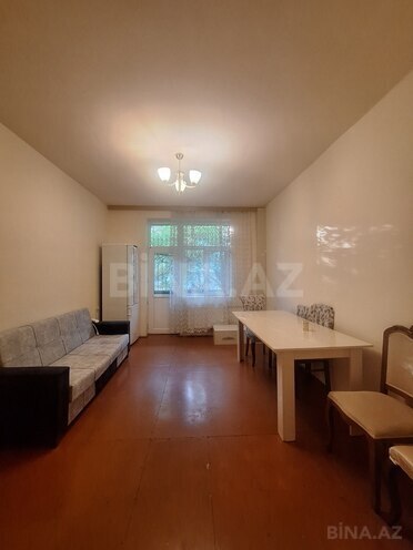 Продаётся 2-комн. вторичка 70 м², м. Иншаатчылар, photo 1 from 21