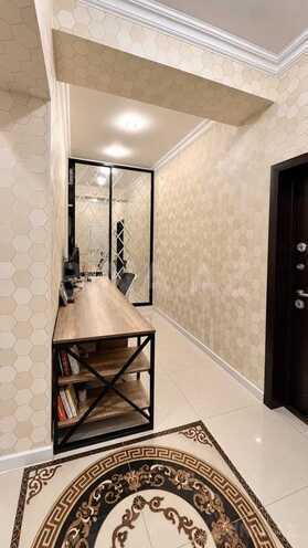 Сдается 2-комн. новостройка 95 м², м. Кара Караев, photo 10 from 11