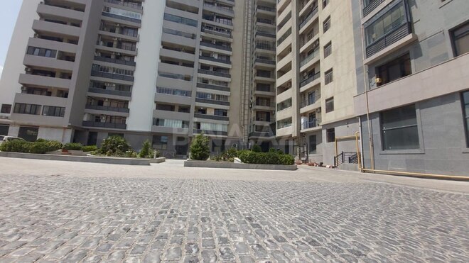 Satılır 5 otaqlı yeni tikili 740 m², Elmlər Akademiyası m., photo 1 from 17