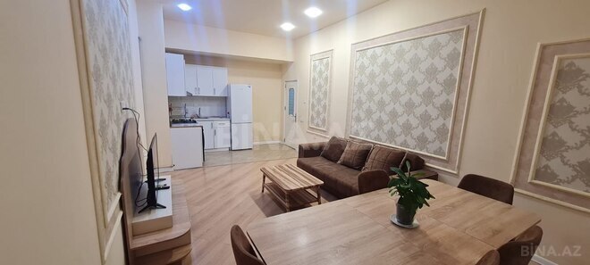 Сдается 3-комн. новостройка 95 м², м. Нариман Нариманов, photo 1 from 12