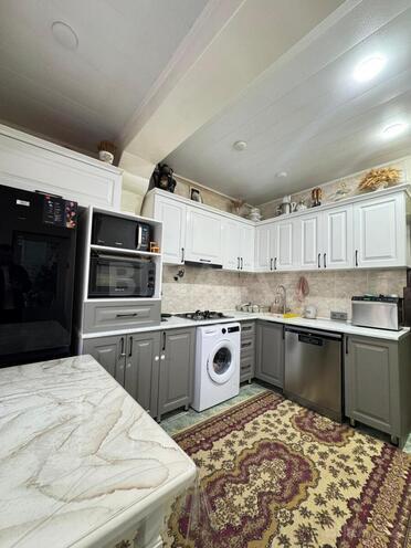 Satılır 4 otaqlı köhnə tikili 105 m², Qara Qarayev m., photo 3 from 13