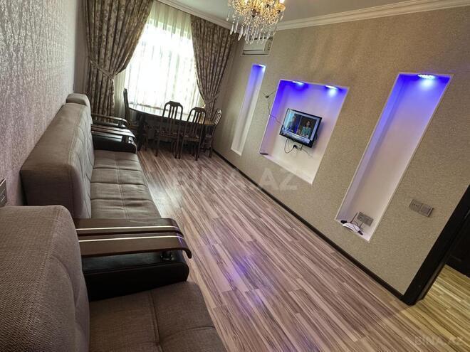 Сдается 2-комн. вторичка 65 м², м. Халглар Достлугу, photo 1 from 12