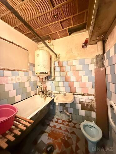 Продаётся 2-комн. вторичка 45 м², м. Иншаатчылар, photo 13 from 14