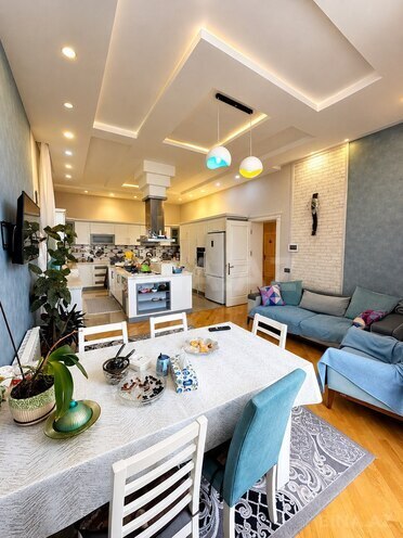 Продаётся 7-комн. дом/дача 750 м², пос. Бадамдар, photo 11 from 12