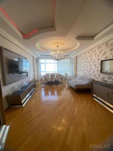 Satılır 3 otaqlı yeni tikili 156 m², İnşaatçılar m., photo 1 from 31
