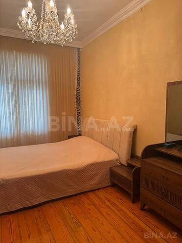 İcarəyə verilir 3 otaqlı köhnə tikili 60 m², Bayıl q., photo 7 from 8