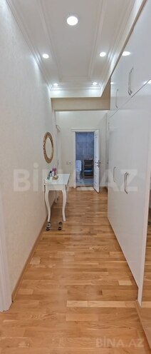 Продаётся 3-комн. новостройка 89 м², м. Кара Караев, photo 7 from 11