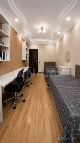 Satılır 3 otaqlı köhnə tikili 85 m², Xalqlar Dostluğu m., photo 9 from 17