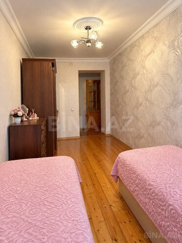 Satılır 3 otaqlı köhnə tikili 70 m², Bakıxanov q., photo 8 from 20