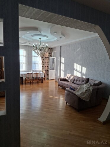 Сдаётся 3-комн. новостройка 112 м², Бинагадинский р., photo 3 from 17