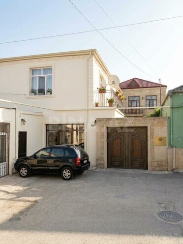 Продается 5-комн. дом/дача 290 м², пос. Карачухур, photo 1 from 14