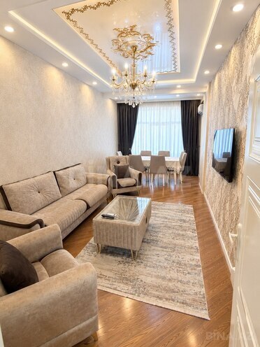 Сдаётся 2-комн. новостройка 75 м², м. Нариман Нариманов, photo 1 from 12