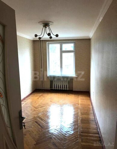 Satılır 3 otaqlı köhnə tikili 65 m², Elmlər Akademiyası m., photo 9 from 10