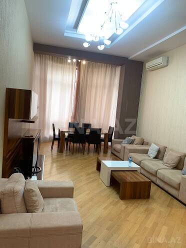 Сдаётся 3-комн. новостройка 160 м², м. Сахил, photo 14 from 32