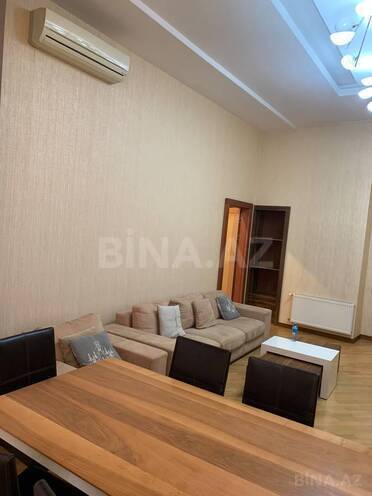 Сдаётся 3-комн. новостройка 160 м², м. Сахил, photo 19 from 32