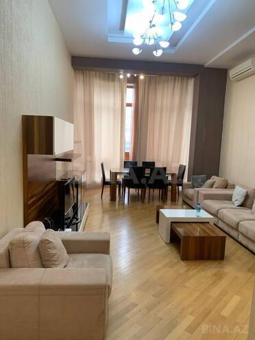 Сдаётся 3-комн. новостройка 160 м², м. Сахил, photo 31 from 32