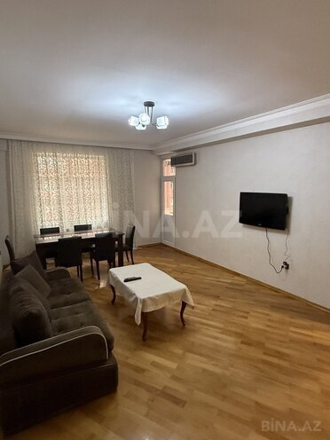 Сдаётся 3-комн. новостройка 130 м², м. Иншаатчылар, photo 3 from 9