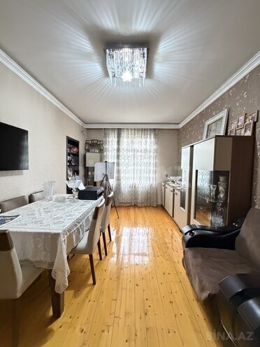 Satılır 4 otaqlı köhnə tikili 100 m², Bakıxanov q., photo 3 from 16