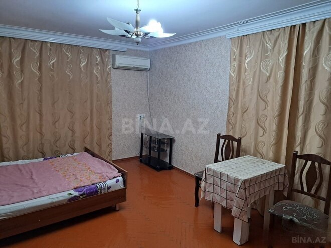Satılır 1 otaqlı köhnə tikili 33 m², 8 Noyabr m., photo 3 from 11