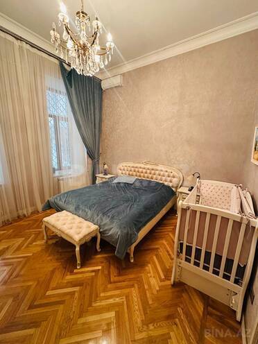 İcarəyə verilir 4 otaqlı köhnə tikili 150 m², Nizami m., photo 11 from 26
