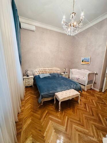 İcarəyə verilir 4 otaqlı köhnə tikili 150 m², Nizami m., photo 9 from 26