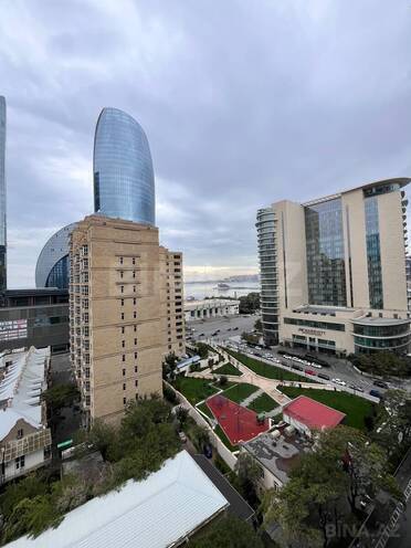 Сдается 2-комн. новостройка 70 м², м. 28 мая, photo 1 from 25