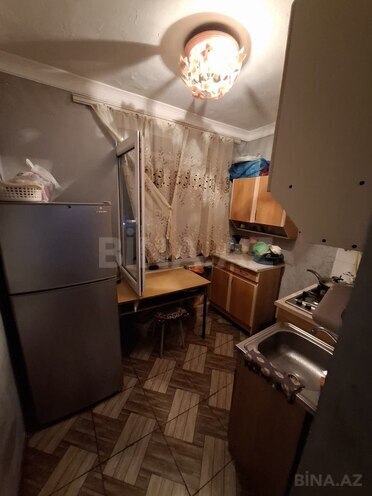 Satılır 2 otaqlı köhnə tikili 55 m², İnşaatçılar m., photo 4 from 13