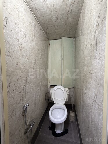 Satılır 2 otaqlı köhnə tikili 65 m², İnşaatçılar m., photo 14 from 16