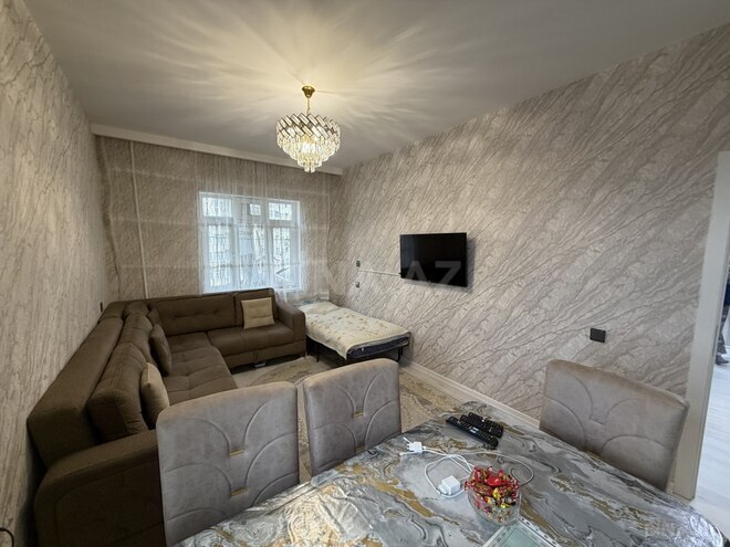 Satılır 2 otaqlı köhnə tikili 65 m², İnşaatçılar m., photo 3 from 16