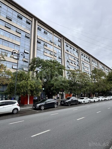 Satılır 3 otaqlı köhnə tikili 90 m², Nərimanov r., photo 1 from 20