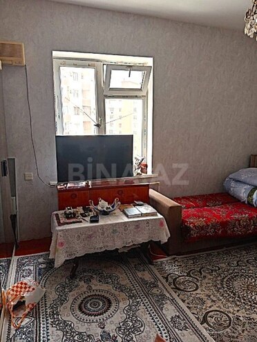 Продаётся 2-комн. вторичка 40 м², м. Ази Асланов, photo 1 from 9