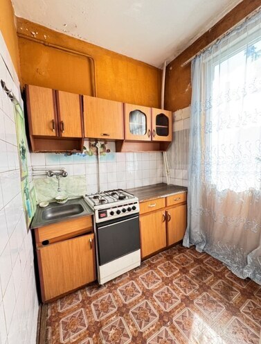 Satılır 1 otaqlı köhnə tikili 38 m², Memar Əcəmi m., photo 4 from 8