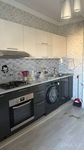 Satılır 2 otaqlı köhnə tikili 60 m², Qaraçuxur q., photo 3 from 12