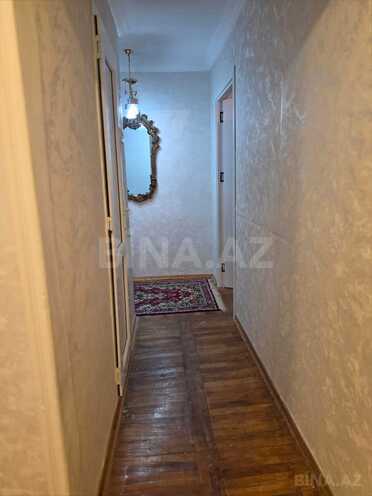 Продается 1-комн. вторичка 35 м², м. Нефтчиляр, photo 8 from 10