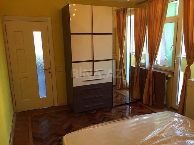 Satılır 3 otaqlı köhnə tikili 55 m², Xalqlar Dostluğu m., photo 17 from 23