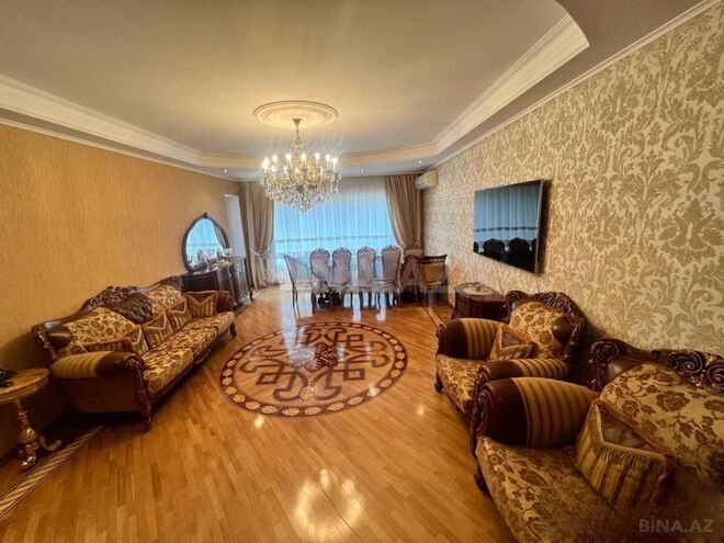 Сдаётся 3-комн. новостройка 170 м², м. Низами, photo 3 from 14