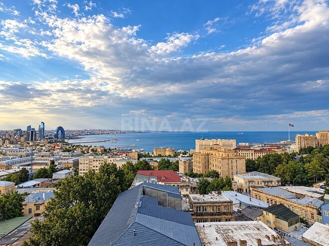 Сдаётся 3-комн. новостройка 180 м², м. Ичеришехер, photo 1 from 22