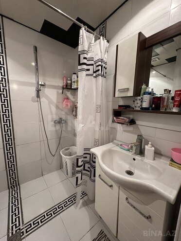 Продается 2-комн. вторичка 40 м², м. Гянджлик, photo 17 from 18