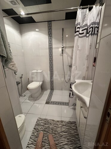 Продается 2-комн. вторичка 40 м², м. Гянджлик, photo 15 from 18