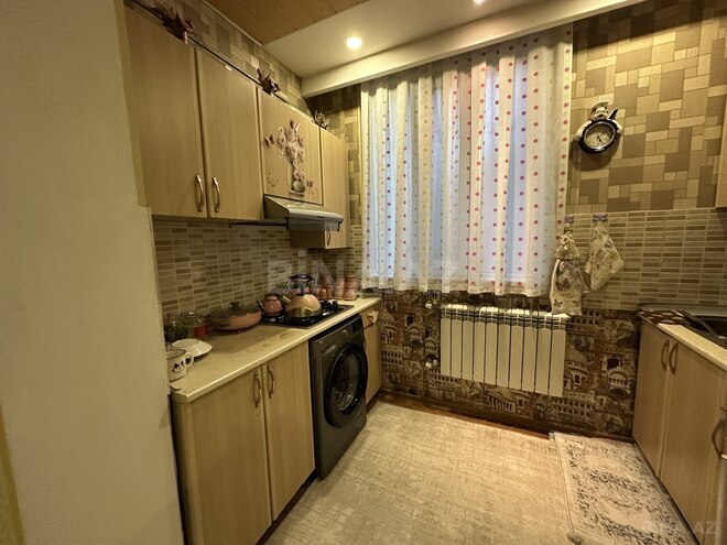 Продается 2-комн. вторичка 40 м², м. Гянджлик, photo 13 from 18